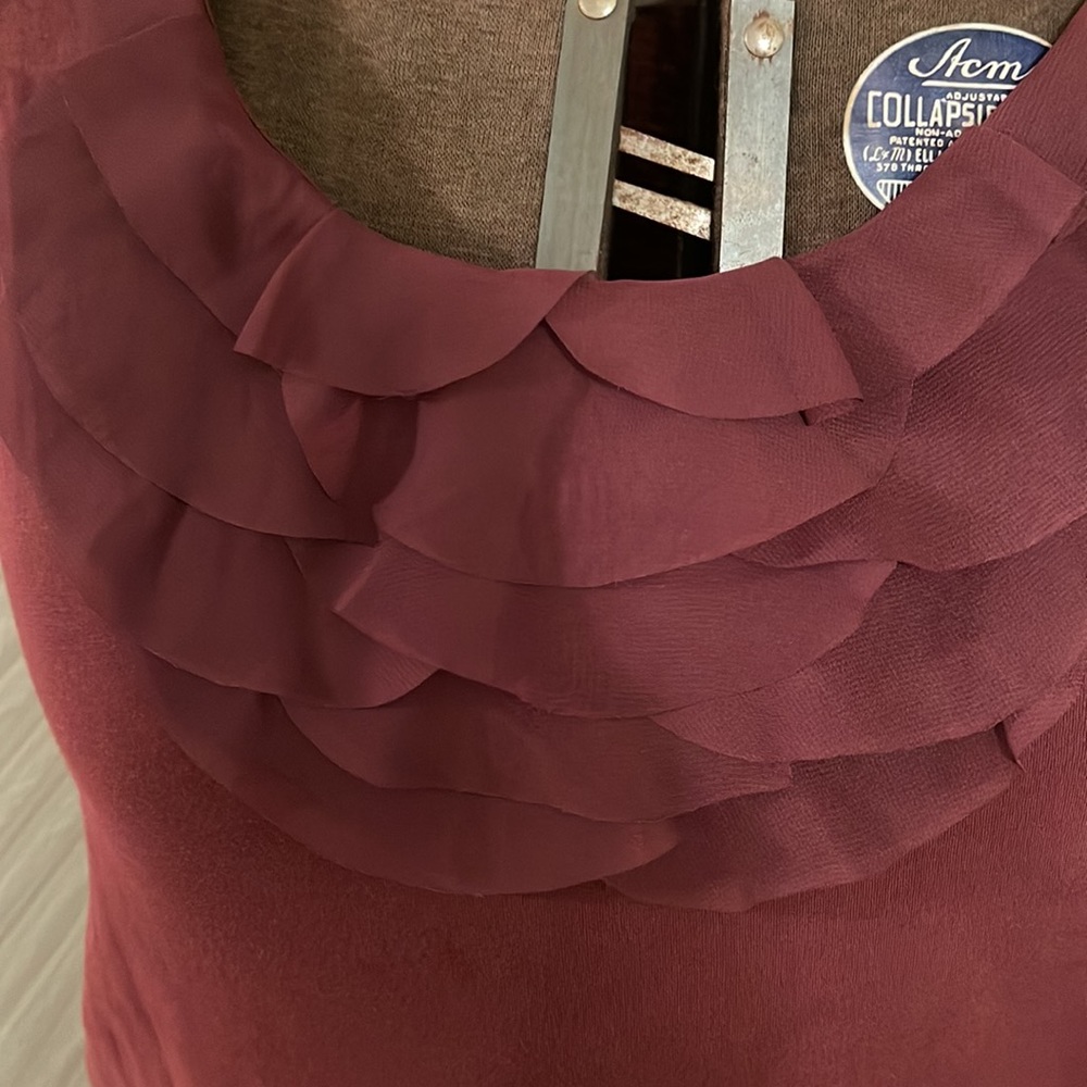 Loft Sleeveless Top large Petite Wine - Picture 3 of 6